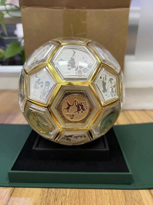 足球摆件对风水有怎样的积极作用呢？