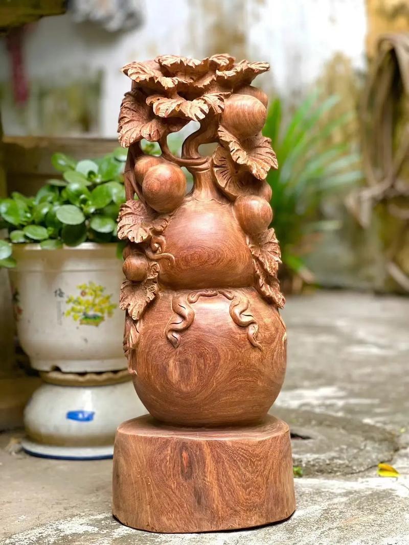 木雕葫芦的风水作用有哪些具体体现？