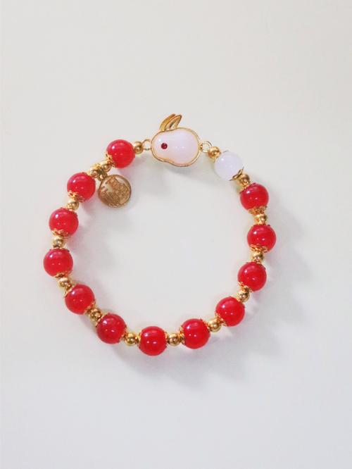 87年属兔的人适合佩戴哪种炉中火命手链或手串？