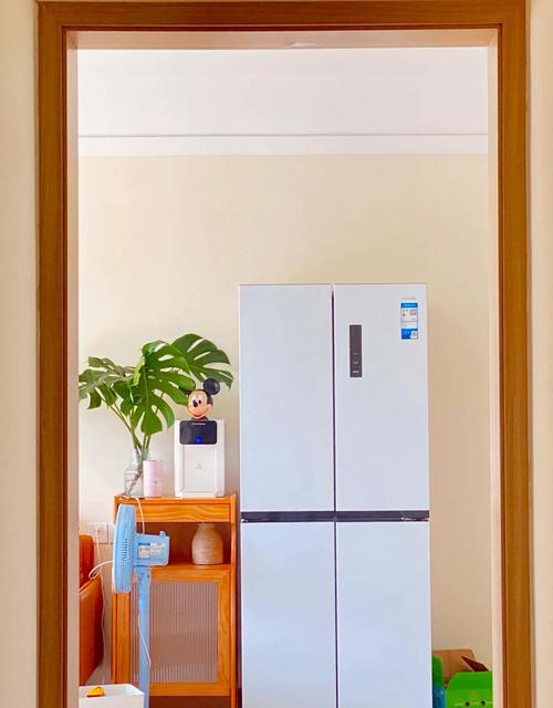 风水冰箱摆放时靠墙放置是否更佳？