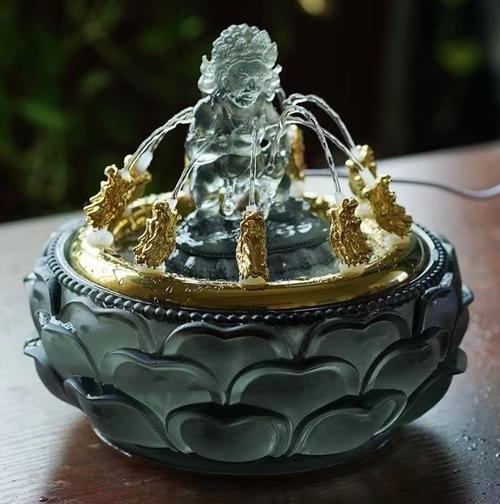 风水摆件可以亲手触摸吗？