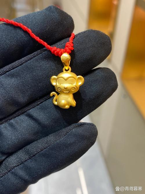 生肖猴金命女性适合佩戴什么首饰来改命？