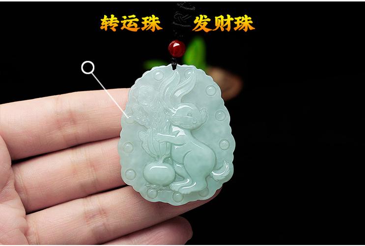 属马玉兔命格戴玉还是黄金梗吉祥？