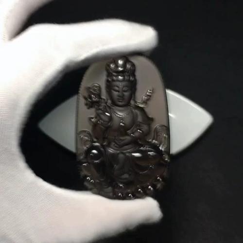 杨柳木命适合佩戴哪些饰品？杨柳木命的人适合从事什么职业？