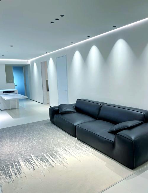 房间装修时能否在风水布局中使用射灯照明？