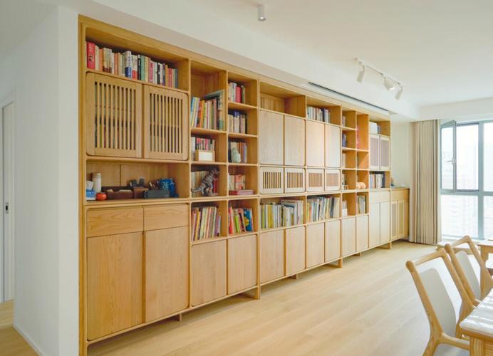 卧室摆放实木书柜对风水有好处吗？