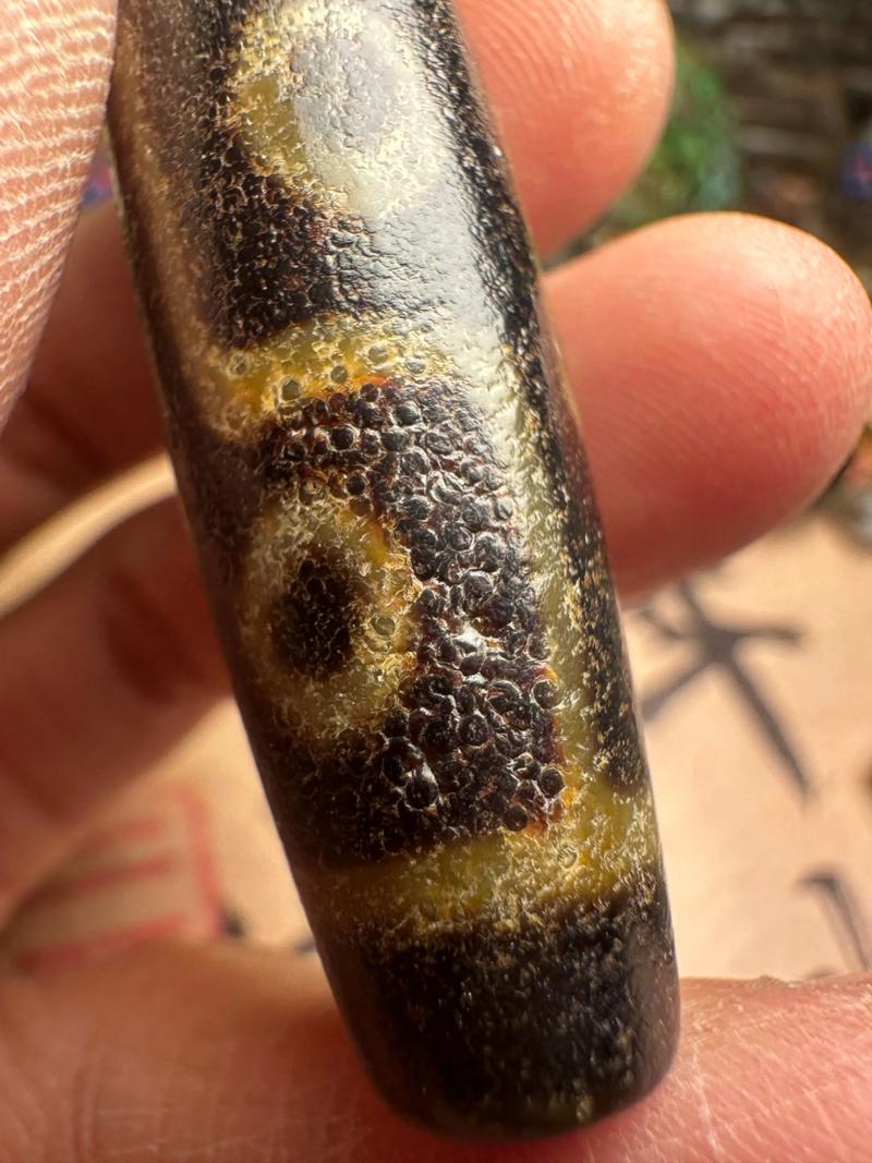 天珠内部是否藏有具有风水功效的神秘珠子？