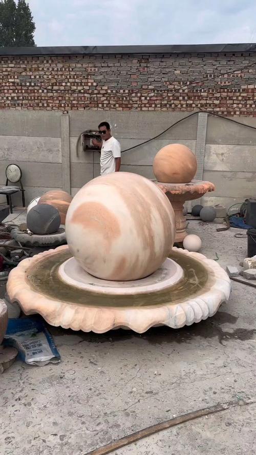 风水球可以放在漆器盒上摆放吗？适合哪种风水布局？