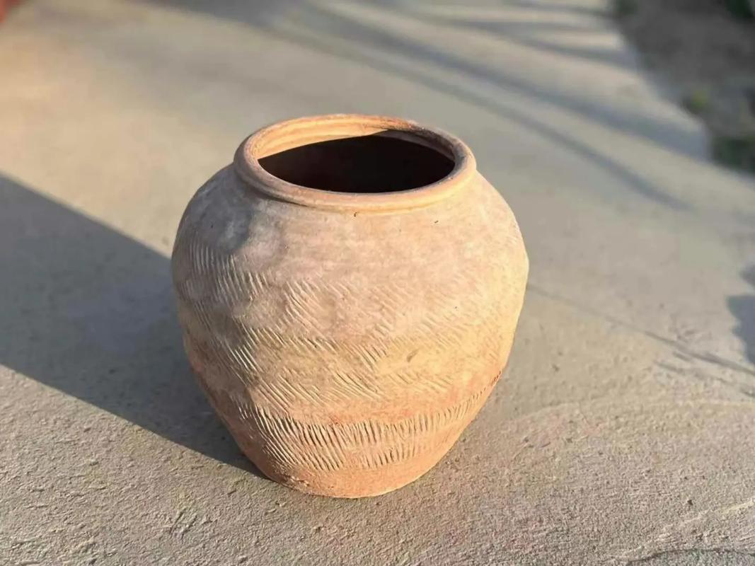 做旧陶罐对家居风水有影响吗？哪种材质或样式的陶罐更适合？