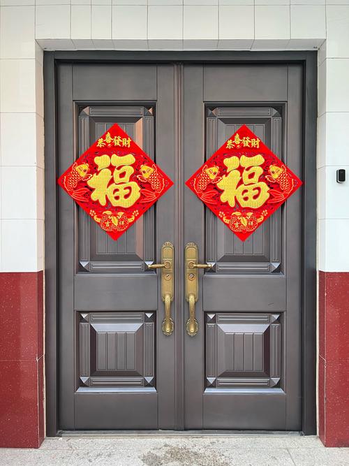 大门里贴福字对风水有影响吗？