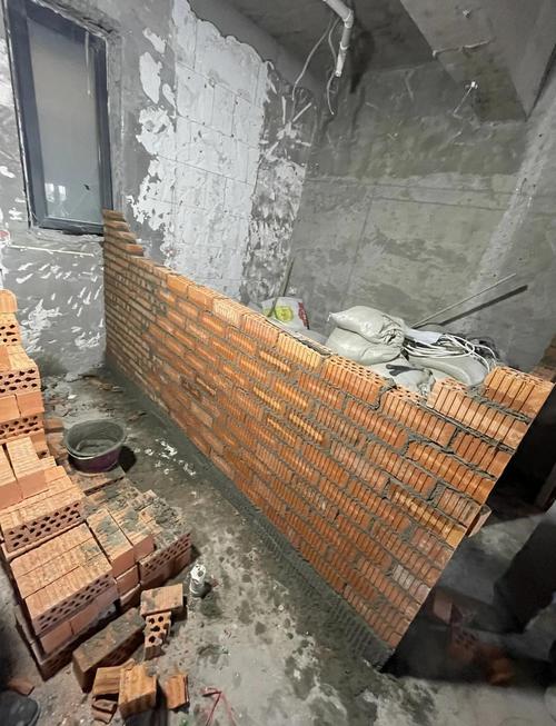 实墙的风水，是不是指的砖墙结构？