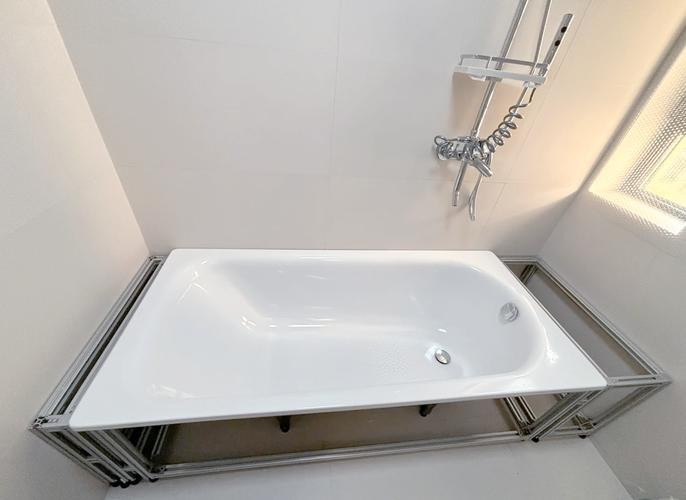 风水浴缸安装时，需要额外购买架子来支撑吗？