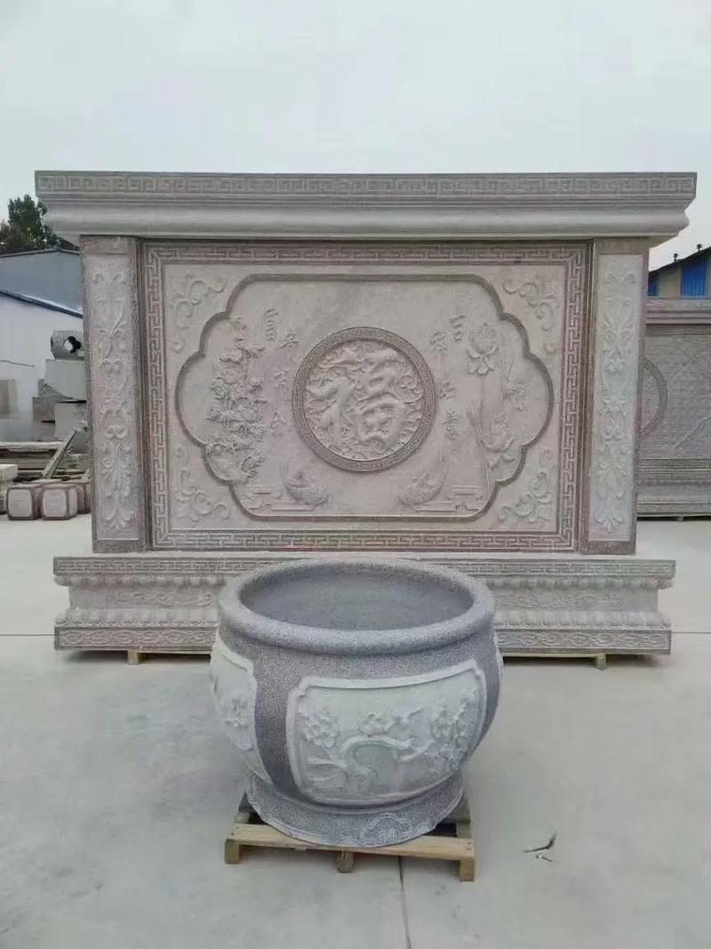 大门挂石材风水上是否吉利？