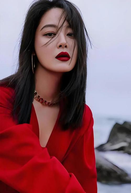 嘴唇丰满的人命运如何？上嘴唇厚的女性命运特点是什么？