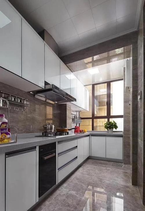 厨房设在阳台对家居风水有影响吗？