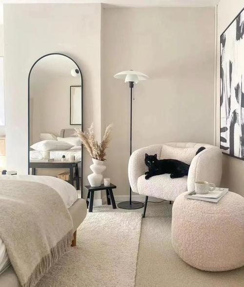 卧室摆放小屋镜子是否有利于风水布局？