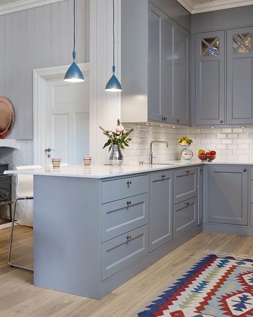 2026年4月5日农历二月十八安橱柜合适吗？这天安门橱柜吉凶如何？