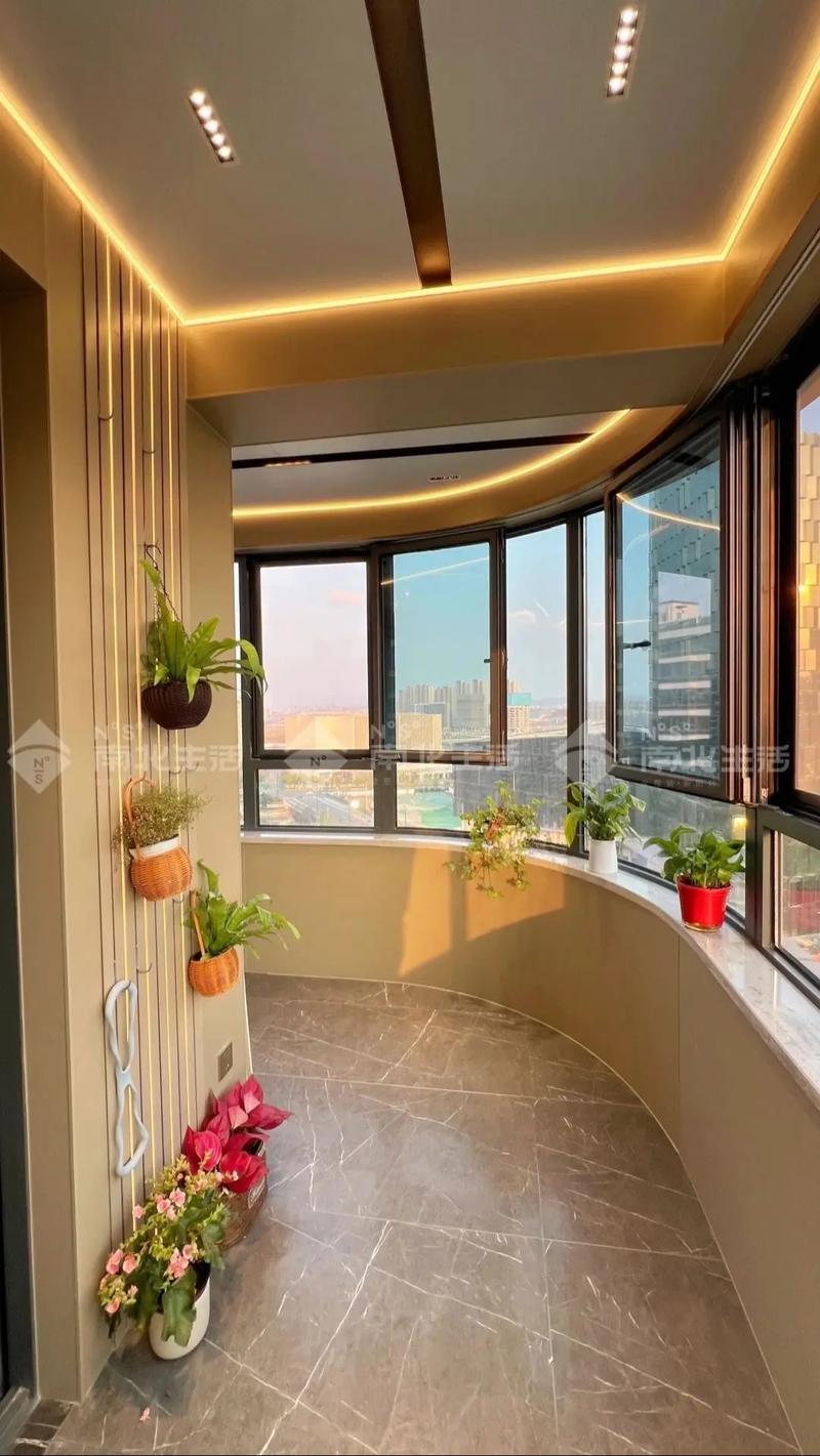 弧形阳台对家居风水有何具体影响？