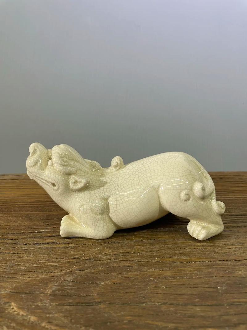 古玩收藏中，风水摆件属于哪一类古董呢？