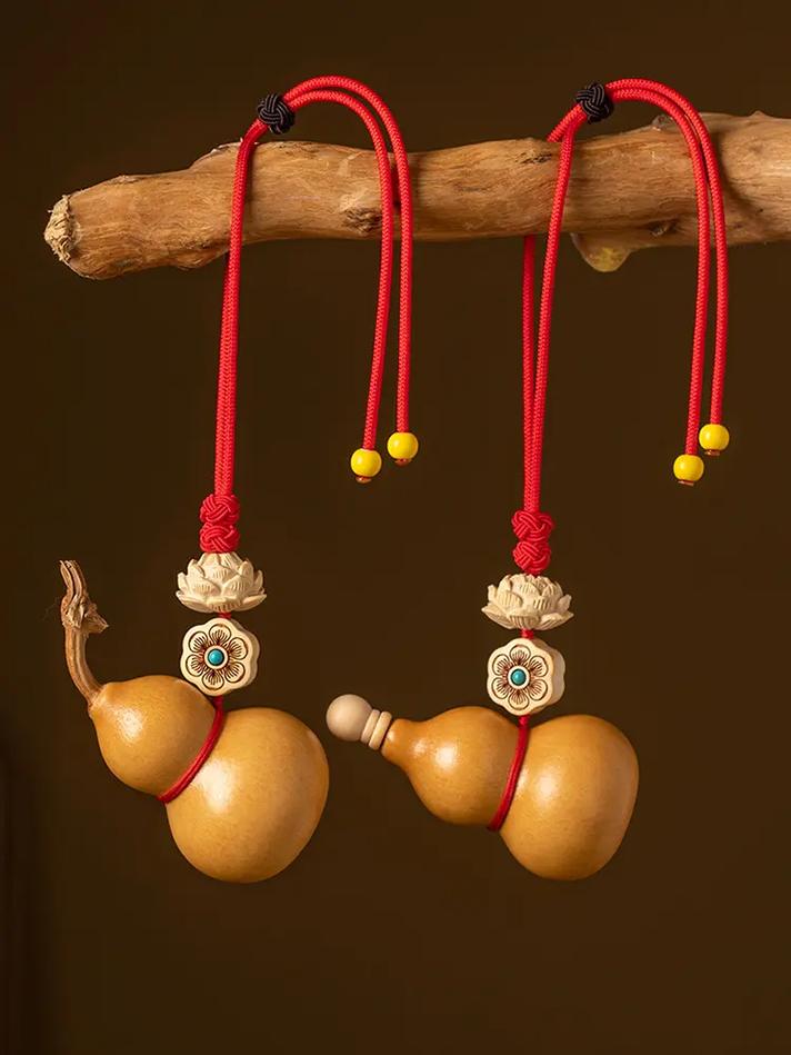 风水葫芦挂在床中央合适吗？有什么讲究？