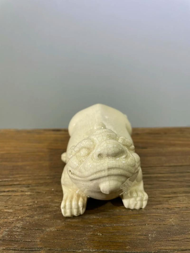 古玩收藏中，风水摆件属于哪一类古董呢？