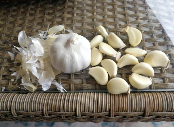 阳台种植蒜苗会对家宅风水产生什么影响？