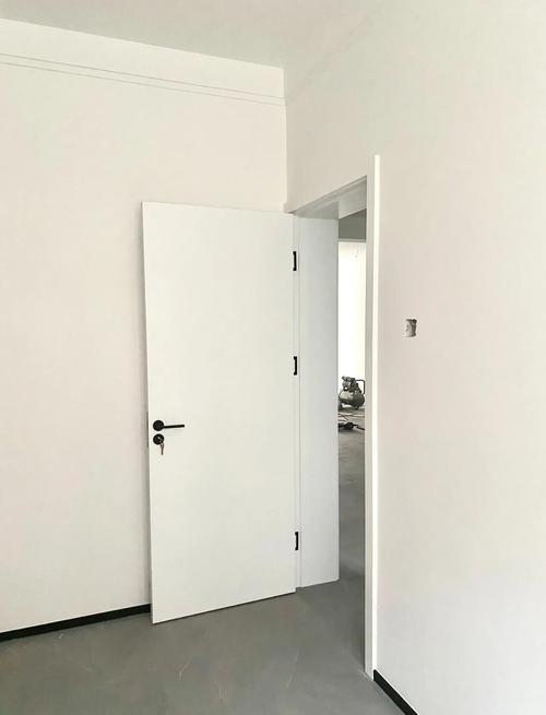 家里安装白色木门对家居风水有哪些不利影响？