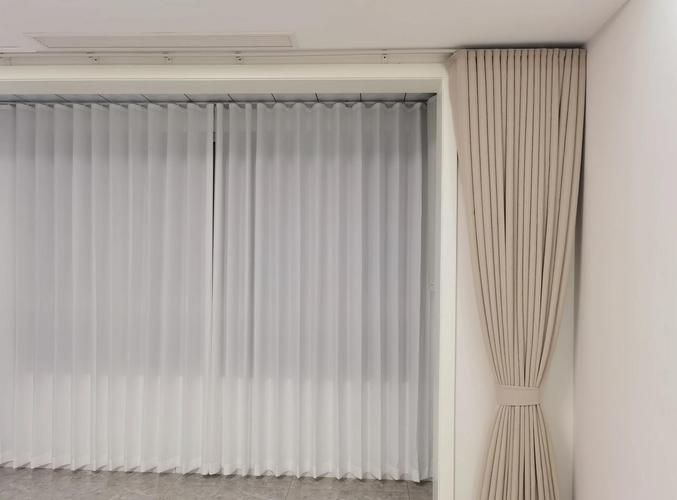 家里没有安装窗帘会对风水产生什么影响呢？