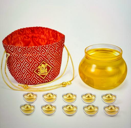 木命人适合用哪种材质的聚宝盆来招财？