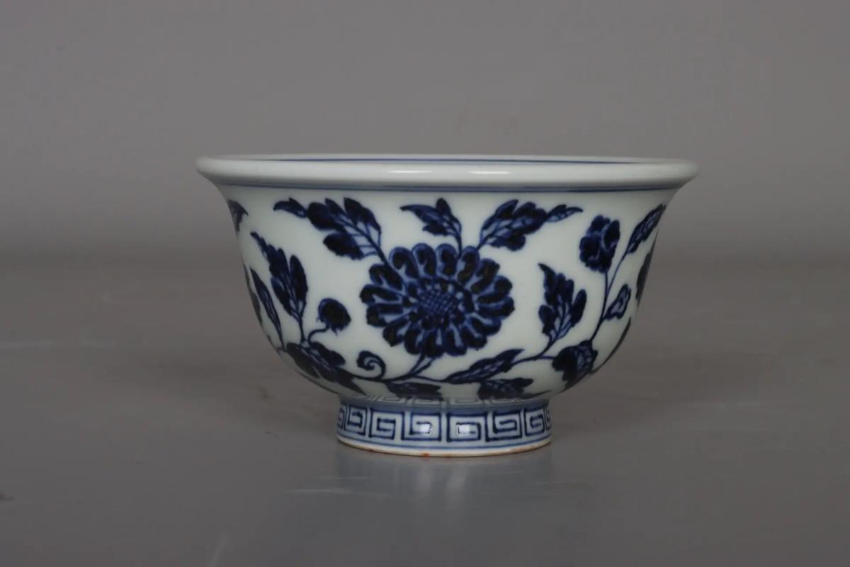 宣德青花风水杯现在市场价值如何，是否值得投资收藏？