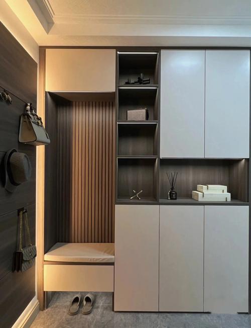 风水上鞋放在门外走廊上合适吗？