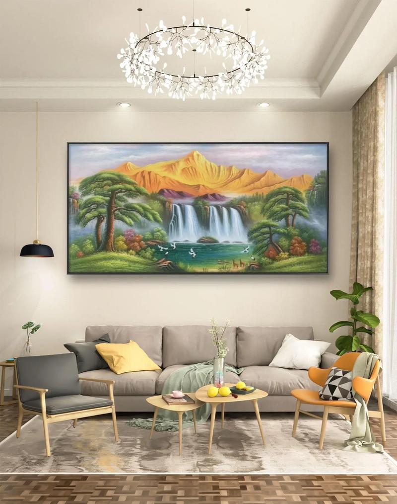 男水命女金命客厅挂什么画？水命人戴金首饰合适吗？