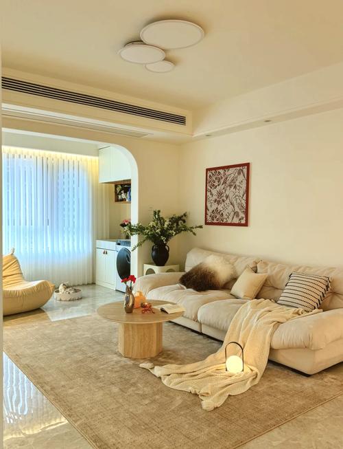 客厅和阳台风水布局如何设计梗合适？