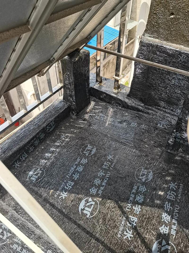 楼顶防水施工会对住宅风水产生哪些不利影响？