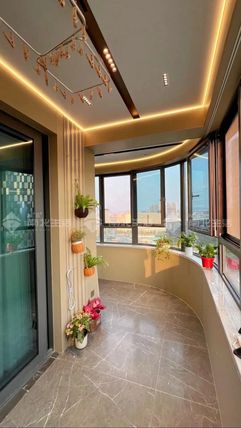 弧形阳台对家居风水有何具体影响？