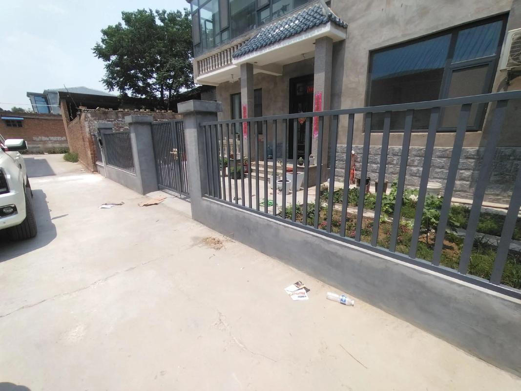 铁篱笆大门对家居风水有影响吗？