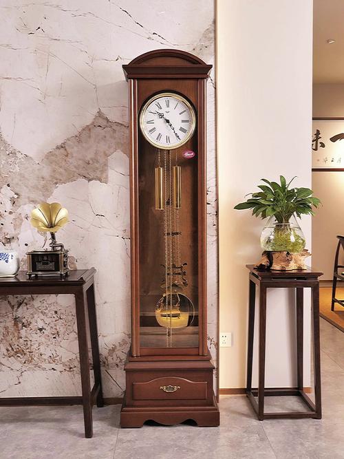 客厅摆钟摆放风水有何讲究？