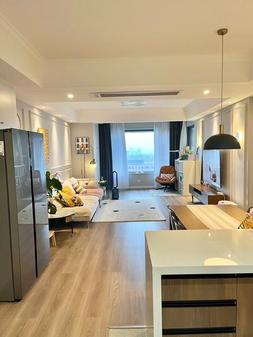 将冰箱摆放在客厅是否会影响家居风水布局？