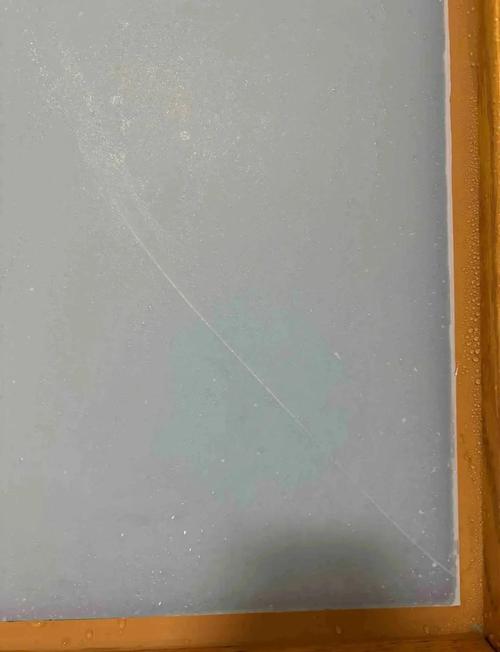 楼道玻璃破损对家居风水有影响吗？
