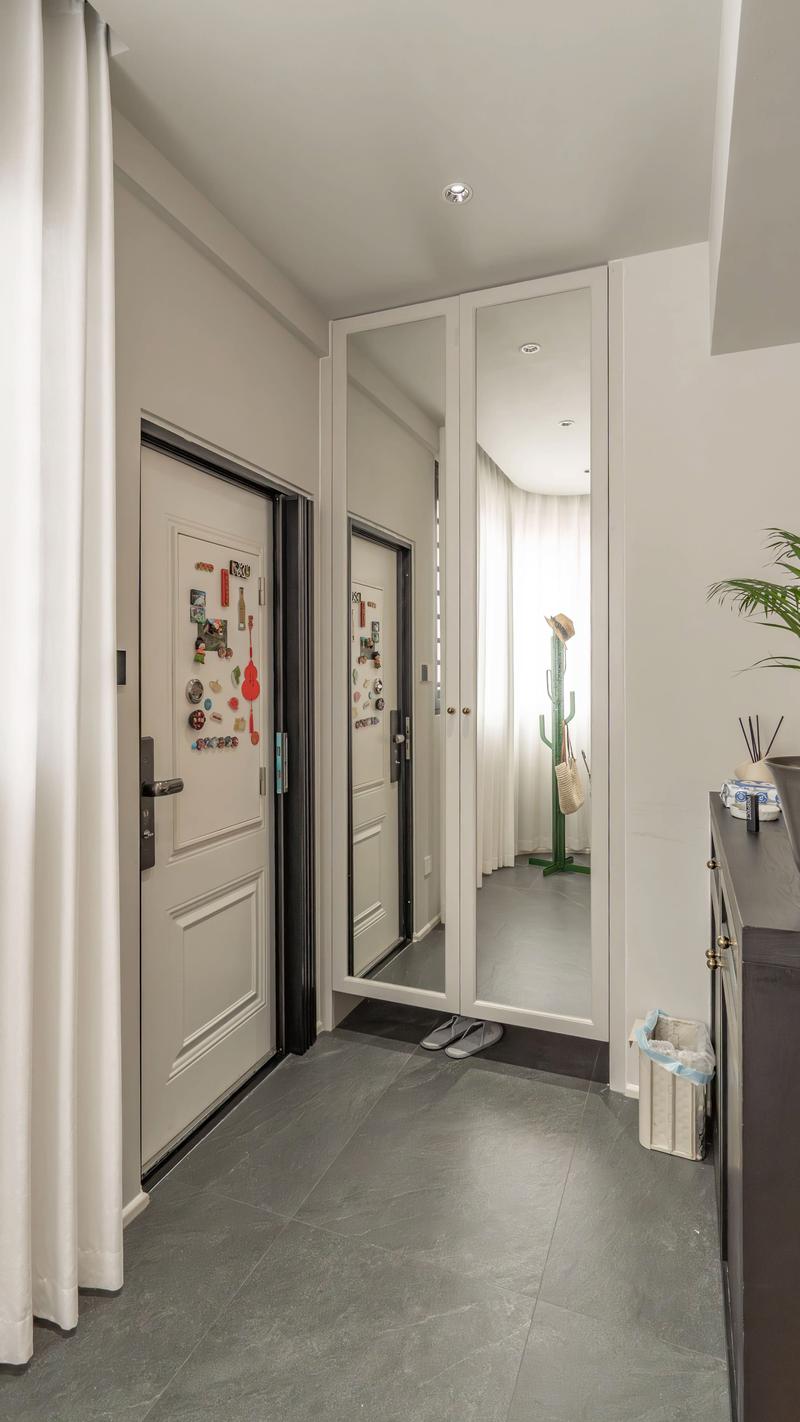 入户镜子摆放有讲究，风水上需要注意哪些事项呢？