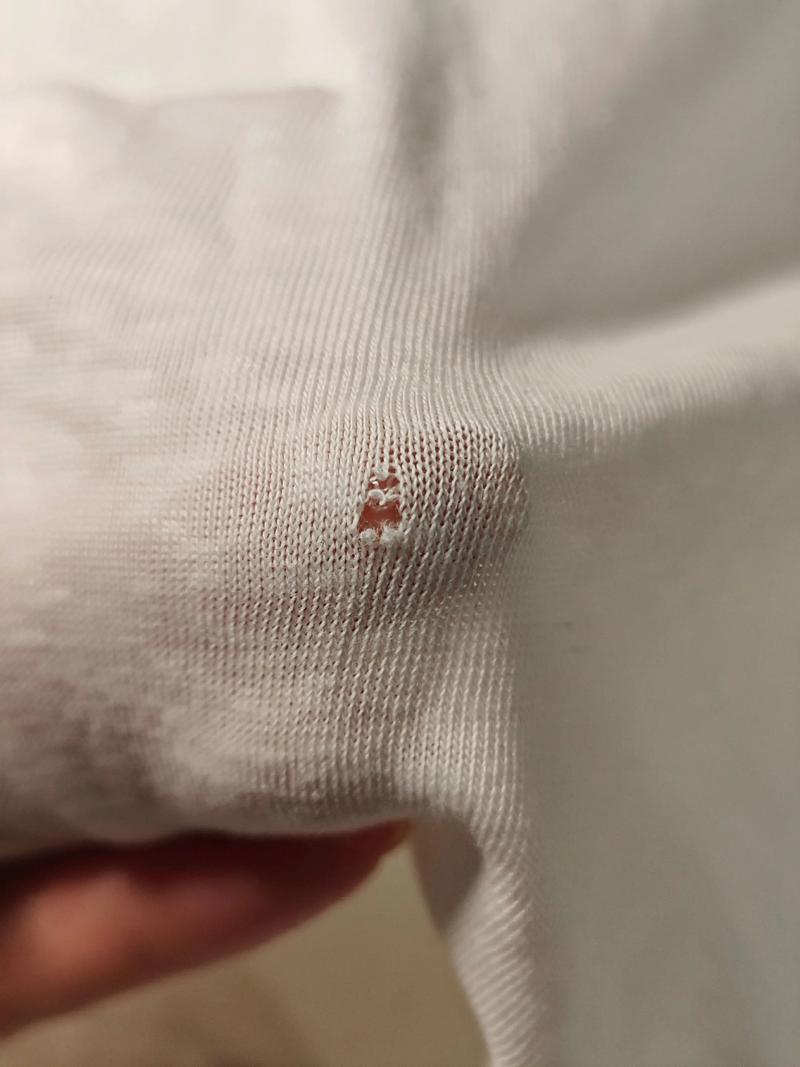 穿破洞衣服会对家居风水产生不良影响吗？