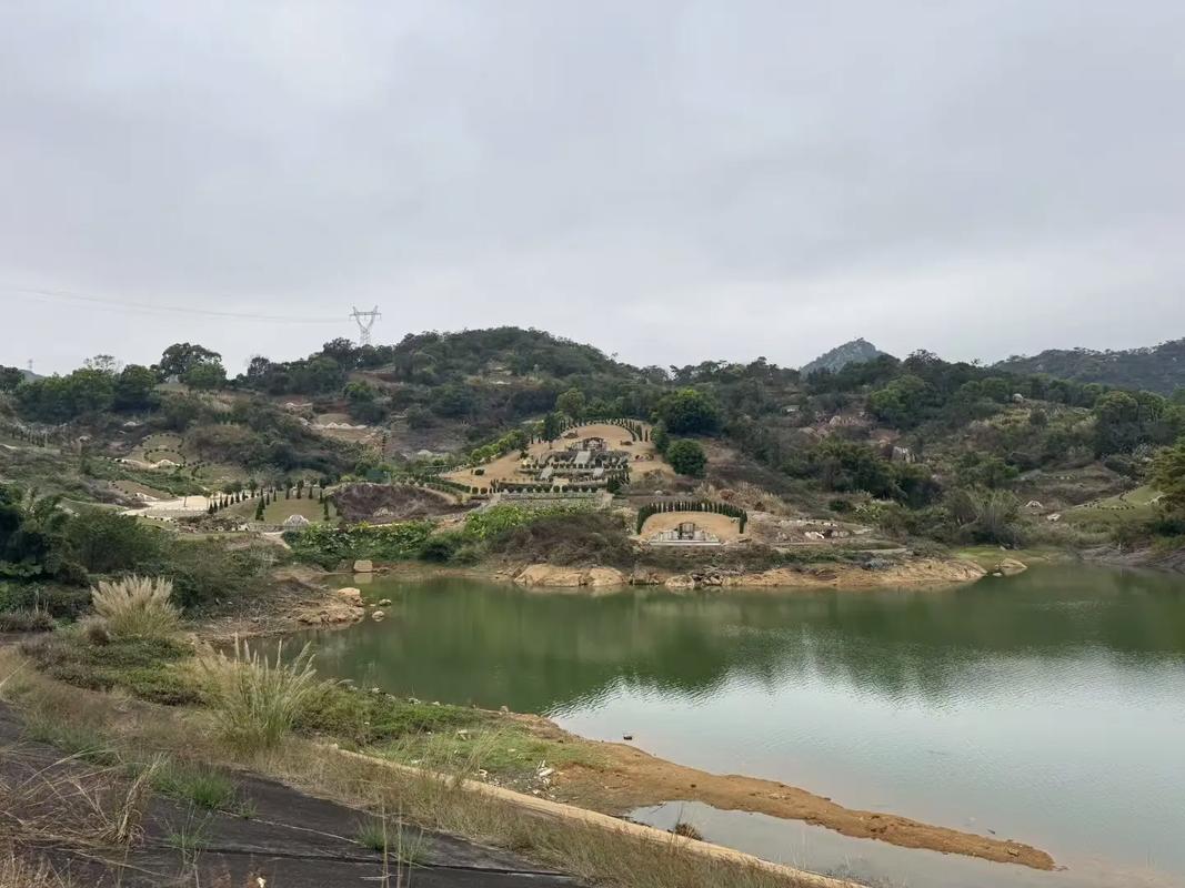 宋代墓葬风水讲究有哪些具体表现？