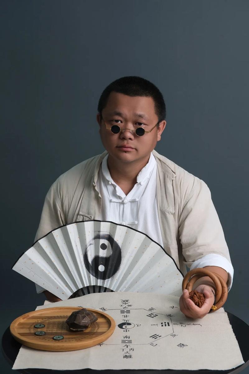 命理师职业中哪位命理师最强？职业命理师收入水平如何？