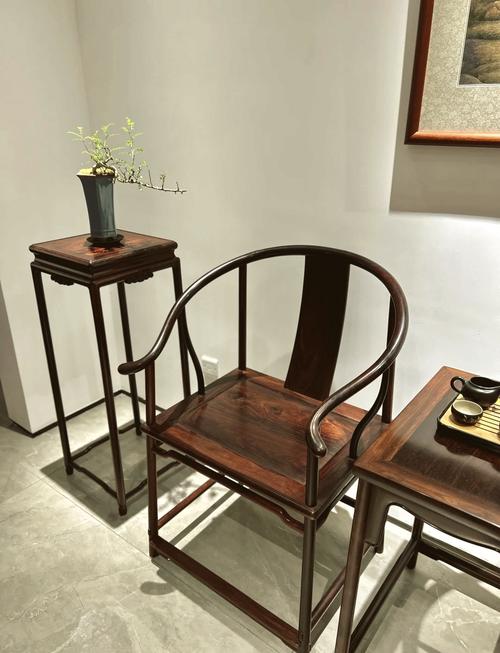 客厅摆放圈椅风水上是否适宜？