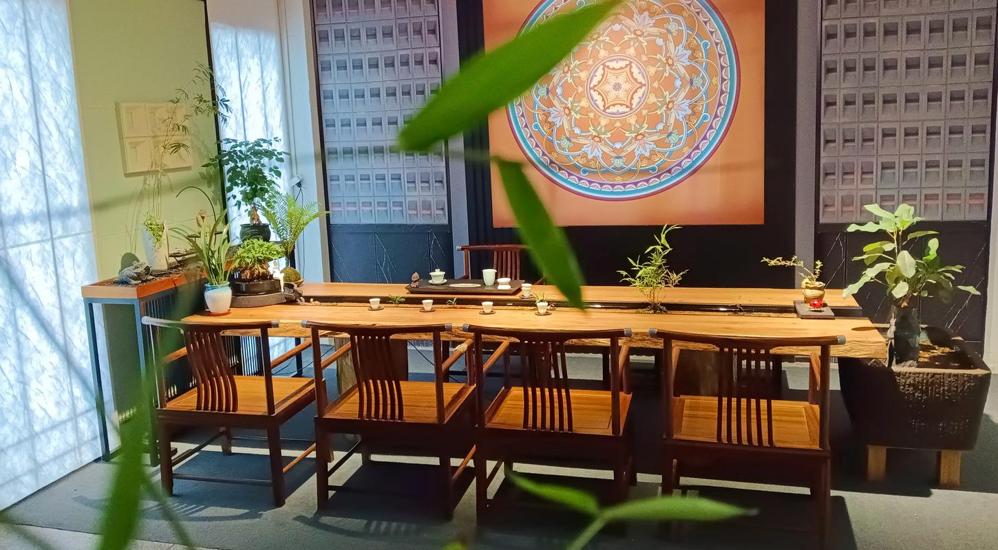 风水学中，有关于流水桌的哪种说法或讲究吗？