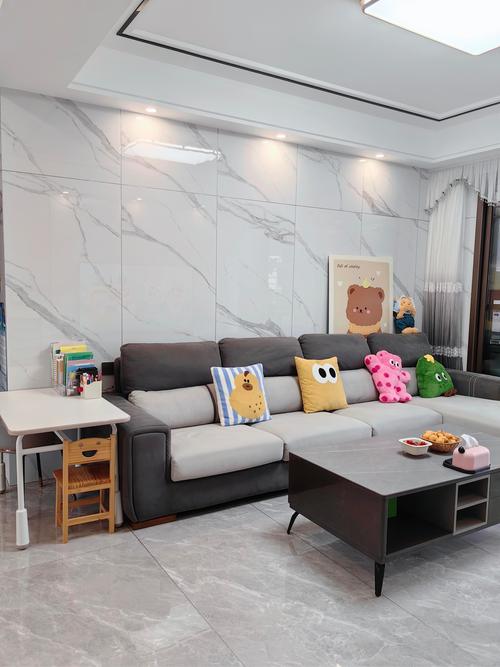 贴背景墙瓷砖会影响家居风水吗？