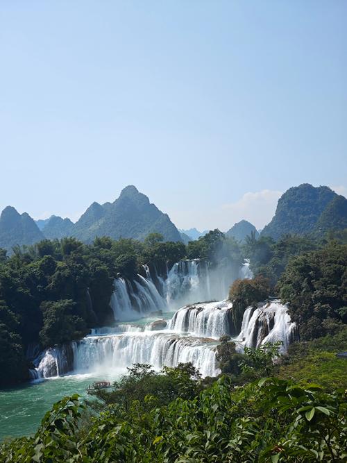 高山出水的地方是否代表风水极佳？