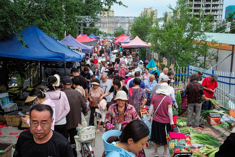 风水岭附近者阝有哪些街道可依逛呢？