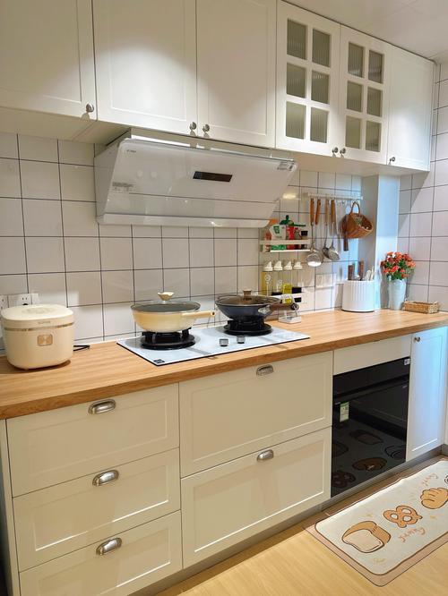 厨房墙面用木板Zuo风水布局可行吗？