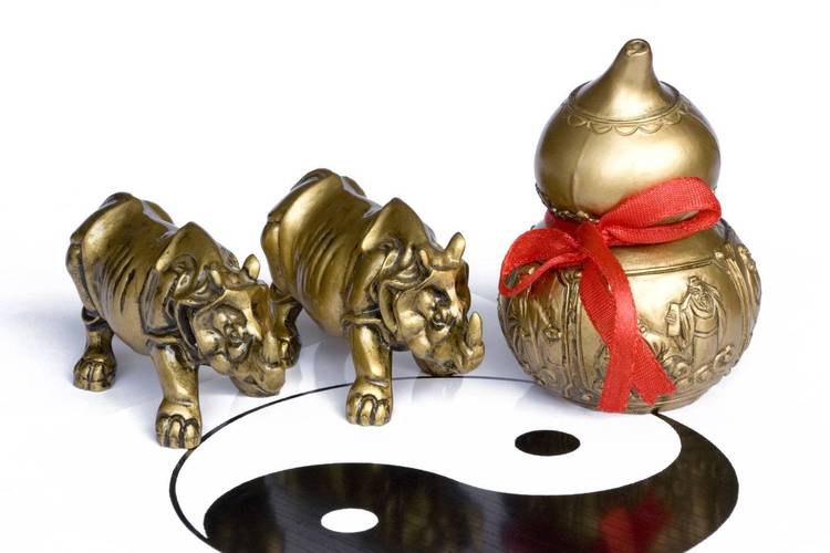 卖风水宝物价格虚高是否触犯法律？